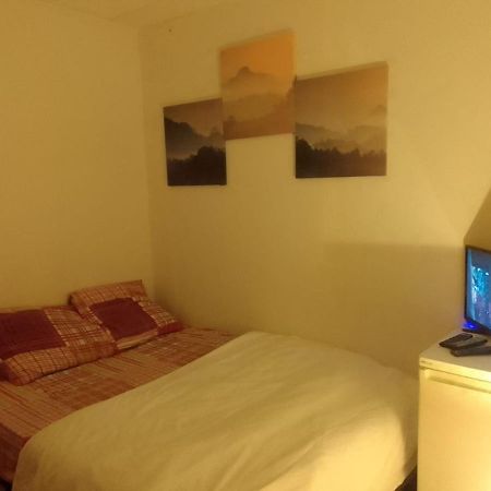 Simple Colocation Rooms Garges-lès-Gonesse Dış mekan fotoğraf
